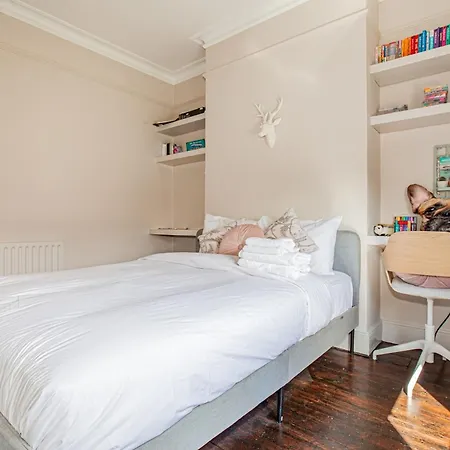 Σπίτι διακοπών Charming 3bd Oasis 3 Min Walk From Beach Front!